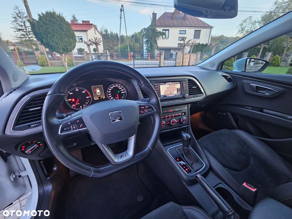 Seat Leon 2.0 TDI FR S&S DSG - 39