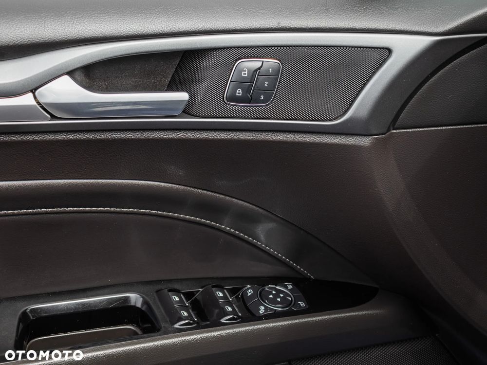 Ford Mondeo 2.0 TDCi STart-Stopp Titanium - 26