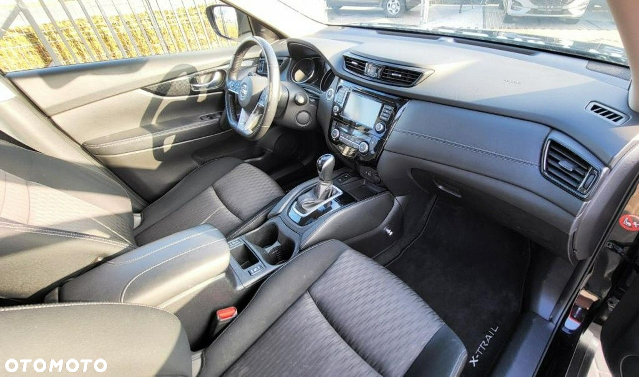 Nissan X-Trail - 11