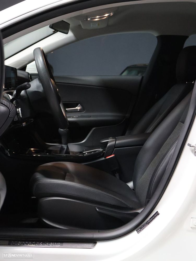 Mercedes-Benz CLA 180 d Shooting Brake Style - 16