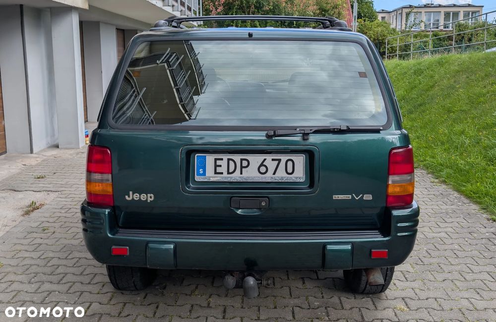 Jeep Grand Cherokee - 21