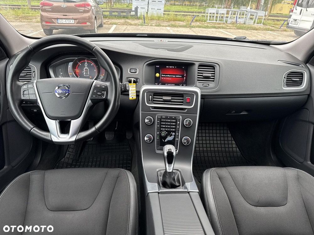 Volvo V60 Cross Country D4 Drive-E Summum - 9