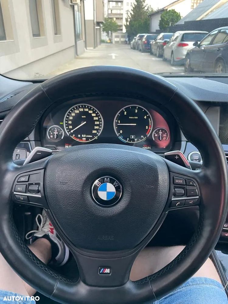 BMW Seria 5 520d - 5
