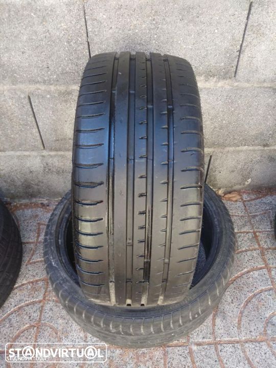 Ref 052 // 2 Pneus 225/35/19´ Accelera 88y XL - 1