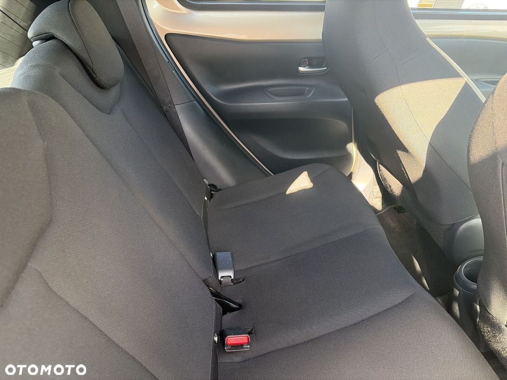 Toyota Aygo X 1.0 VVT-i Style CVT - 11