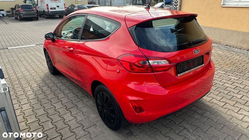 Ford Fiesta 1.1 S&S TREND - 6