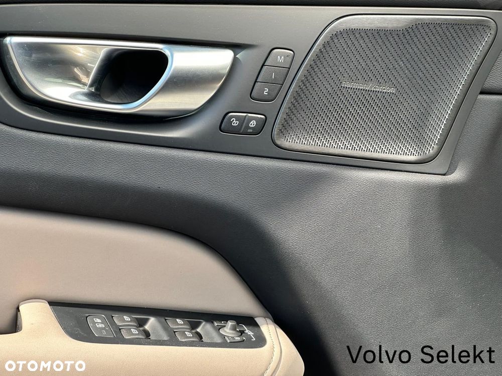 Volvo XC 60 - 23