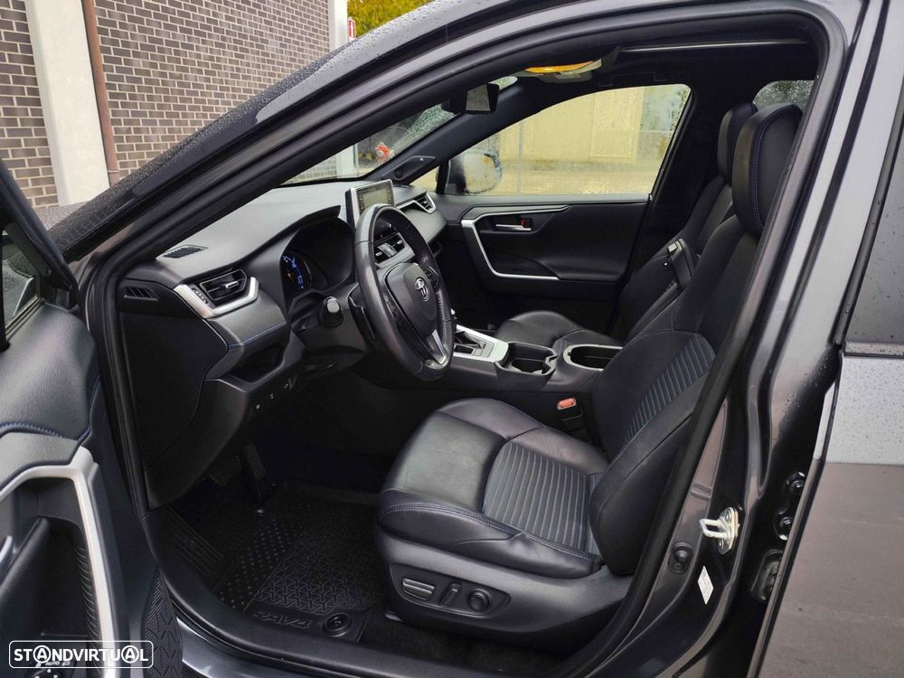 Toyota RAV4 2.5 HDF Square Collection - 12