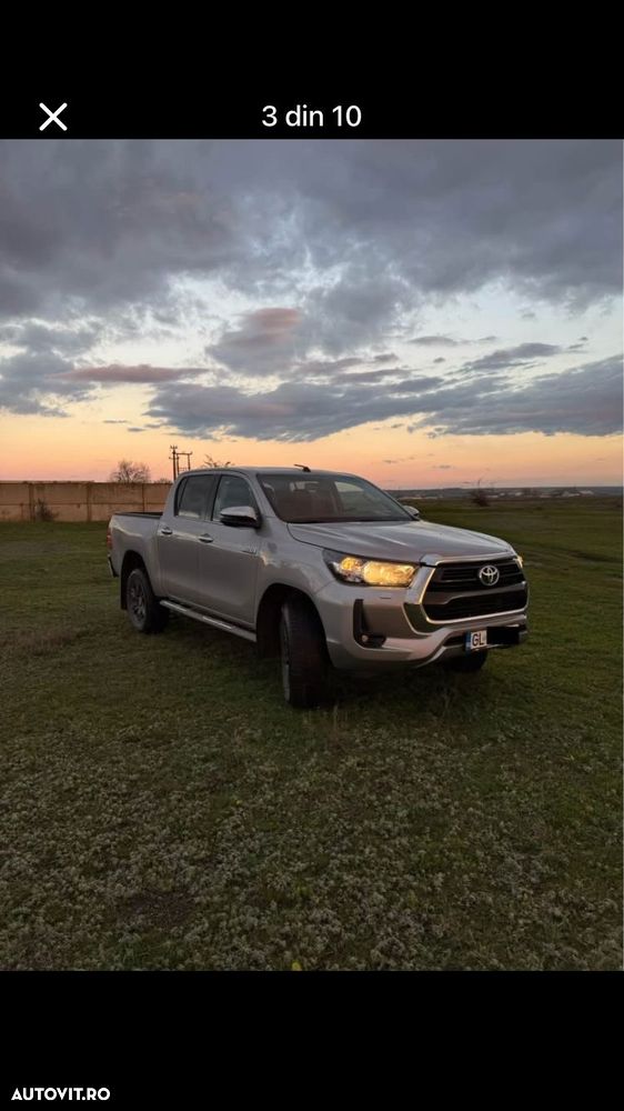 Toyota Hilux 2.4D 150CP 4x4 Double Cab 6MT Comfort - 3