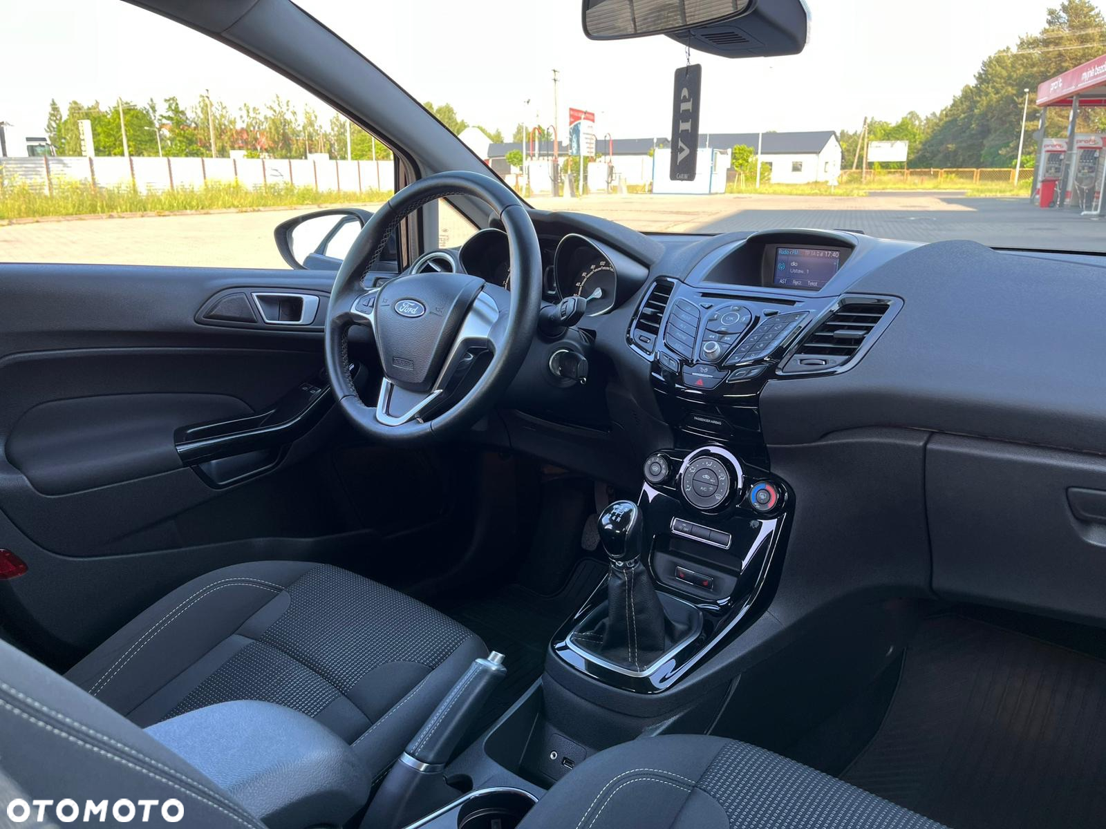 Ford Fiesta 1.0 Titanium - 11