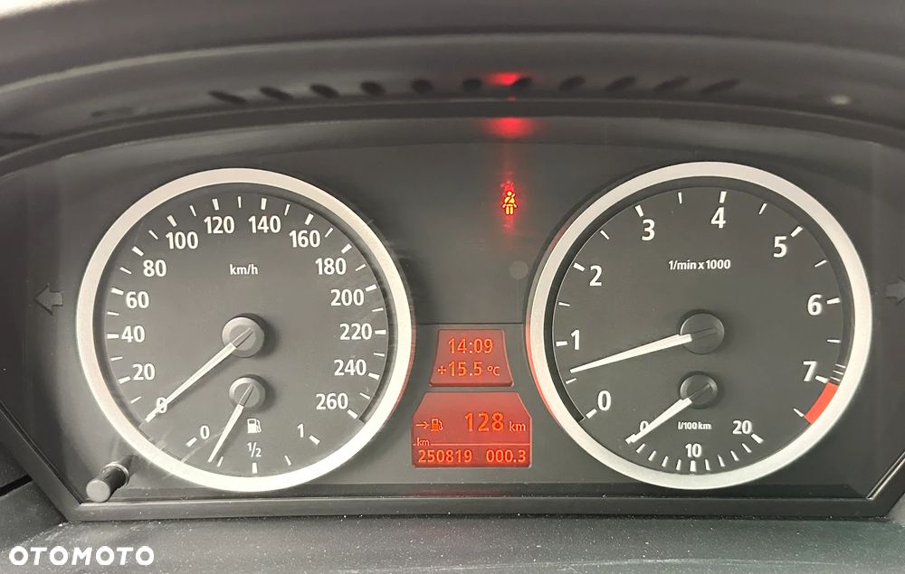 BMW Seria 5 - 19