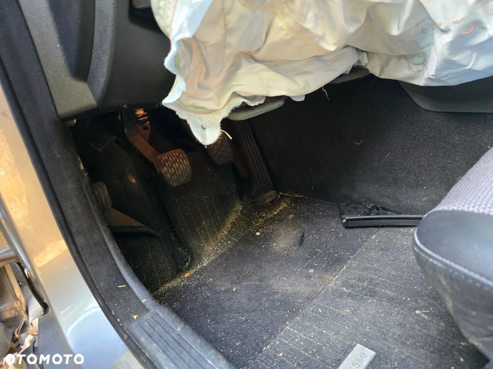 Mercedes-Benz Klasa C 200 Kompressor Avantgarde - 13