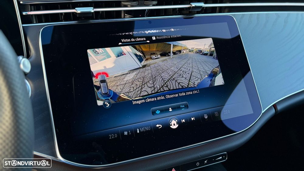 Mercedes-Benz E 300 de - 12