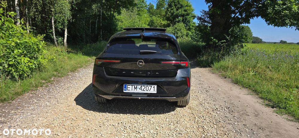 Opel Astra 1.2 T Ultimate S&S - 4