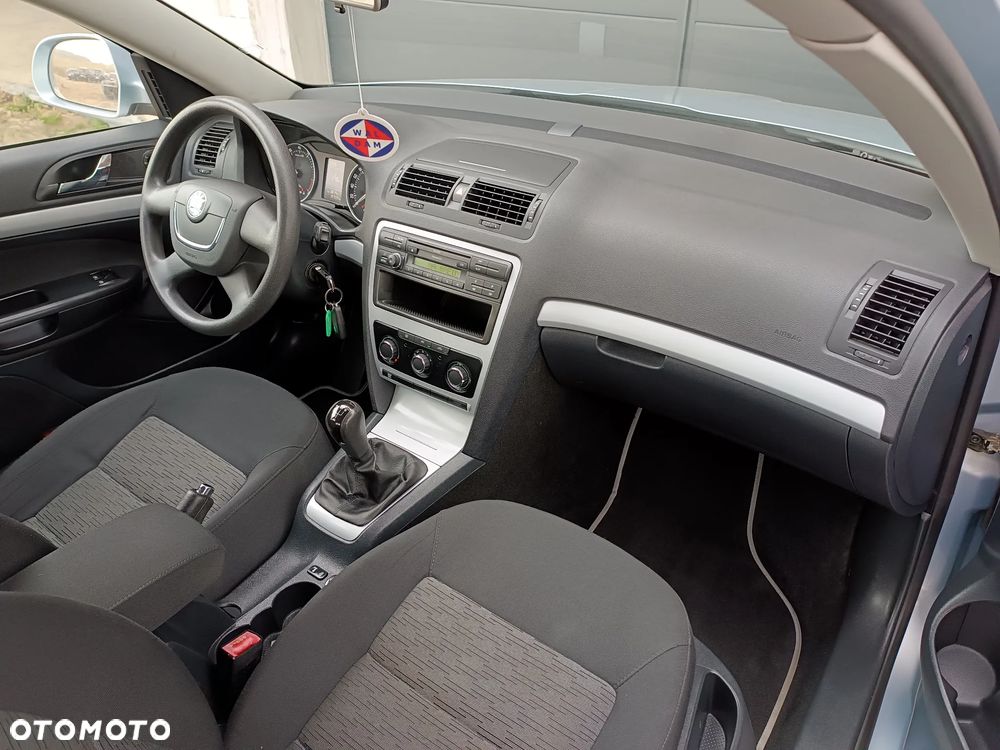 Skoda Octavia 1.6 Style - 14