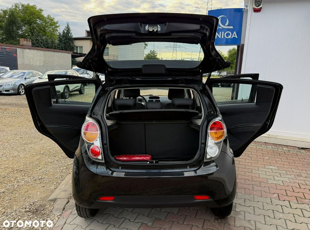 Chevrolet Spark 1.0 EcoLogic LS - 10