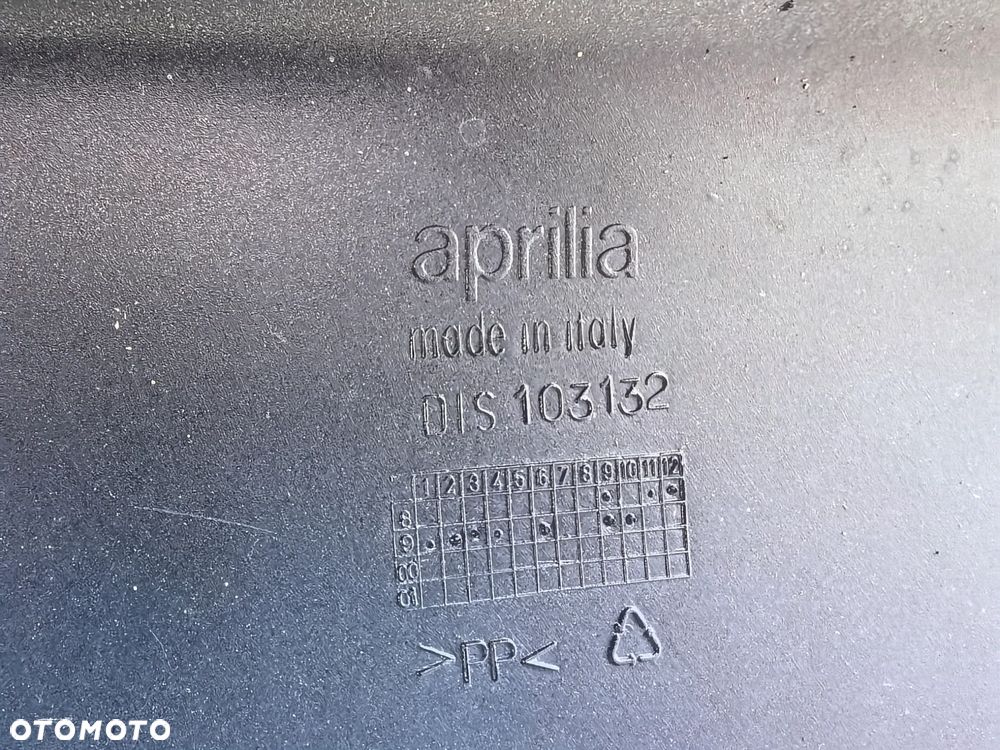 Aprilia Leonardo 250 Owiewka tył zadupek ogon - 6