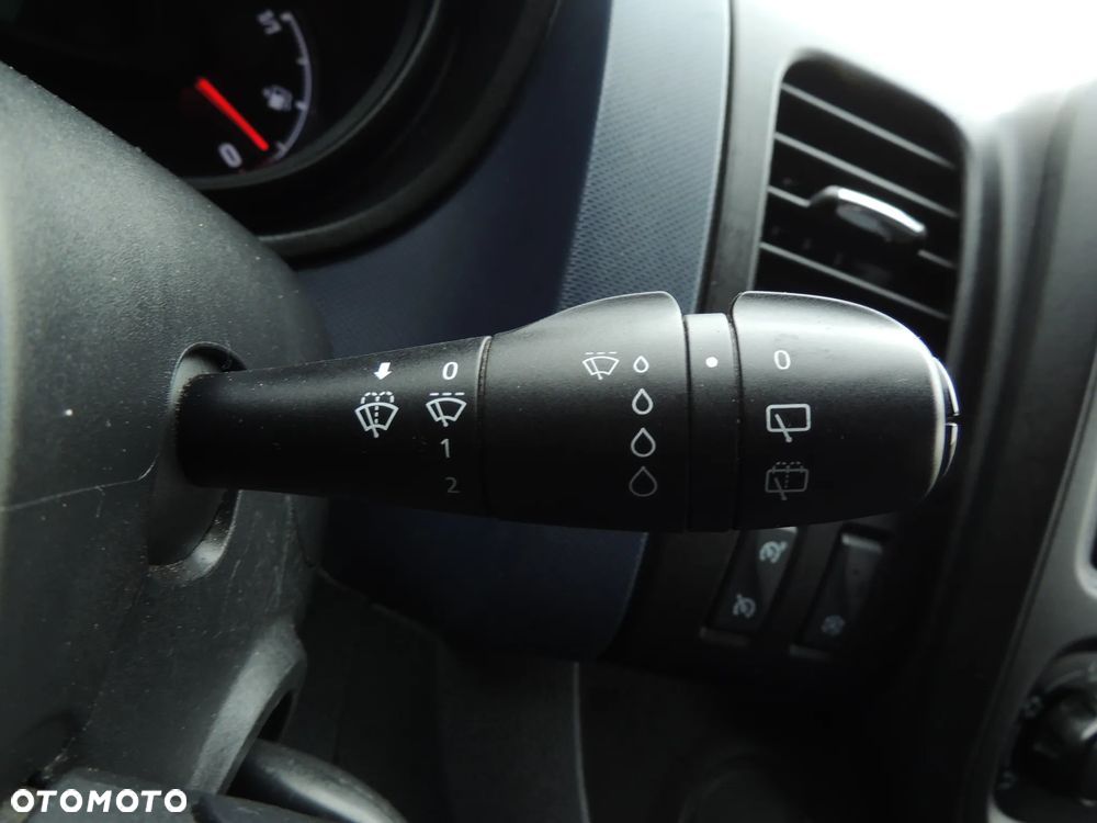 Opel Vivaro L2H1 2,9t Elegance - 10