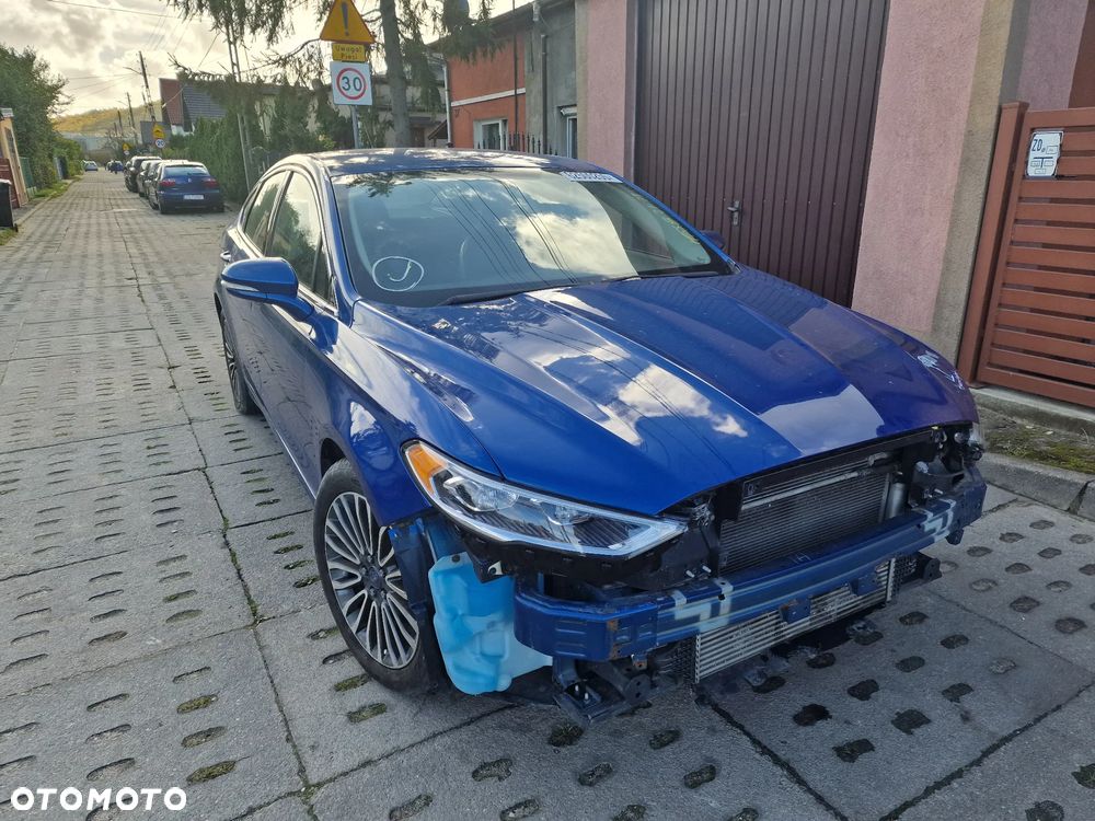 Ford Fusion 2.0 EcoBoost Titanium - 2