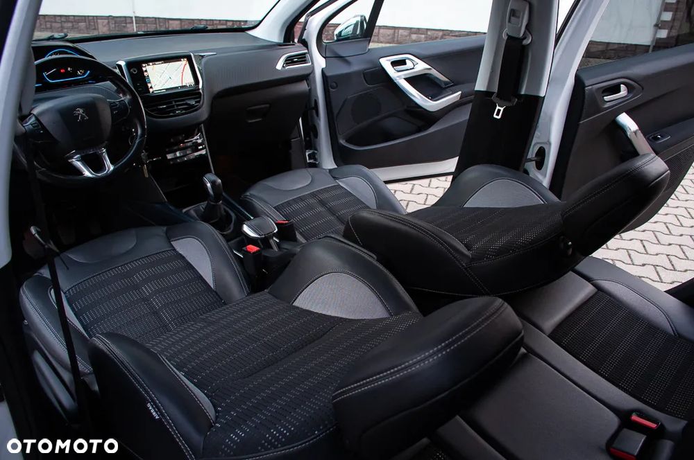 Peugeot 2008 120 VTI Allure - 28