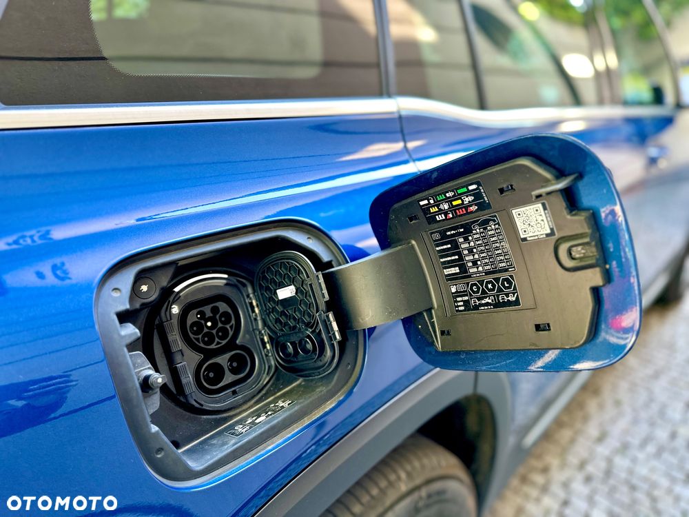 Mercedes-Benz EQB 250 66.5kWh Progressive 7os - 24