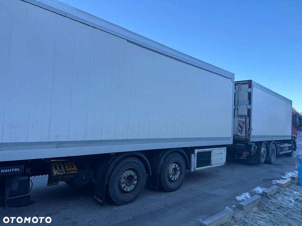 Iveco AS260S42 - 4