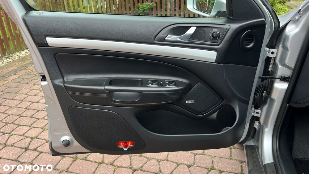 Skoda Octavia Combi 2.0 TSI DSG RS - 26