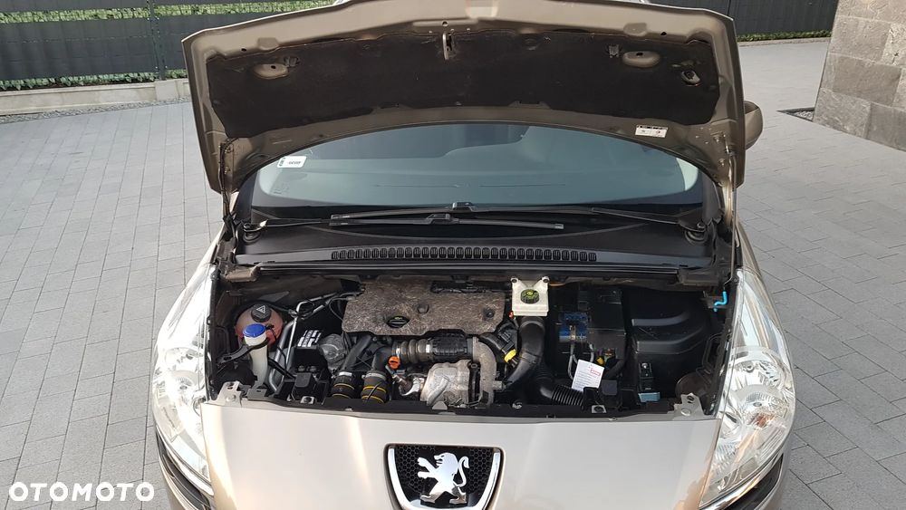 Peugeot 5008 HDI 115 Allure - 35