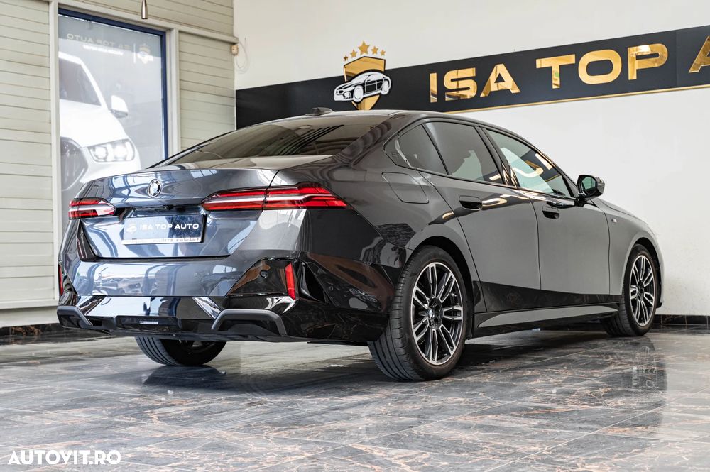 BMW Seria 5 520d AT MHEV - 32