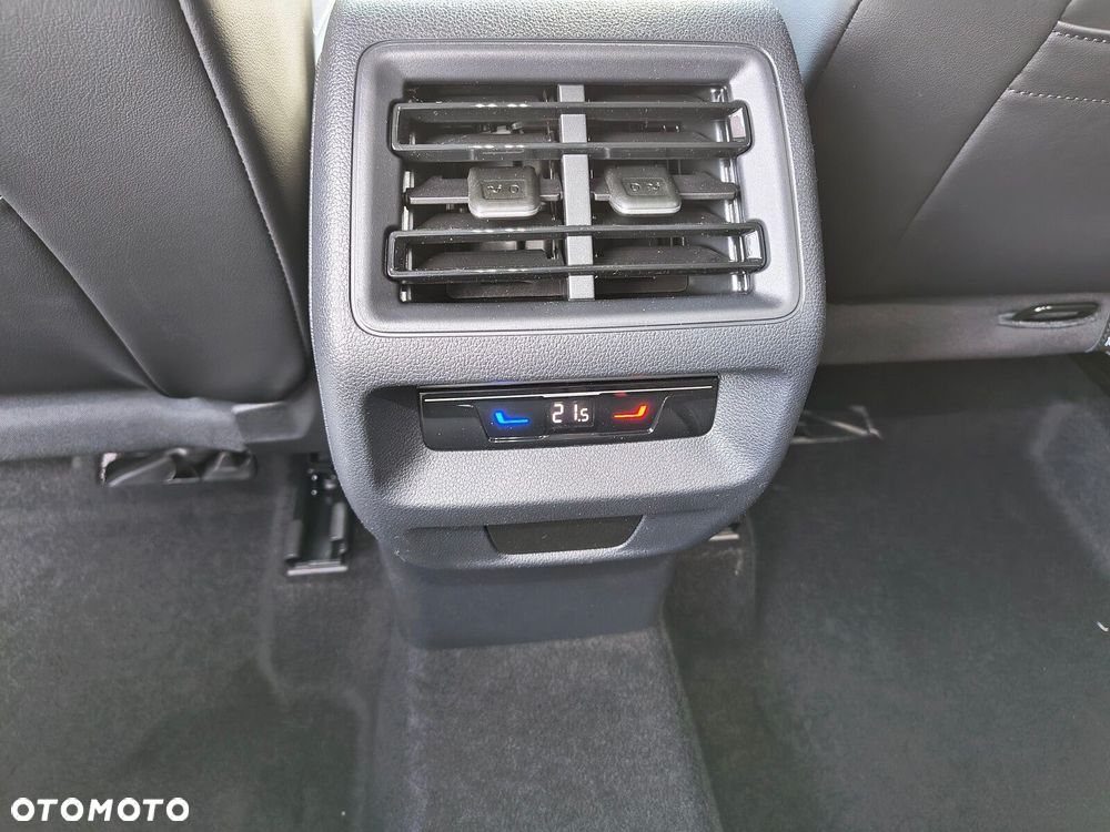 Volkswagen Tiguan - 18