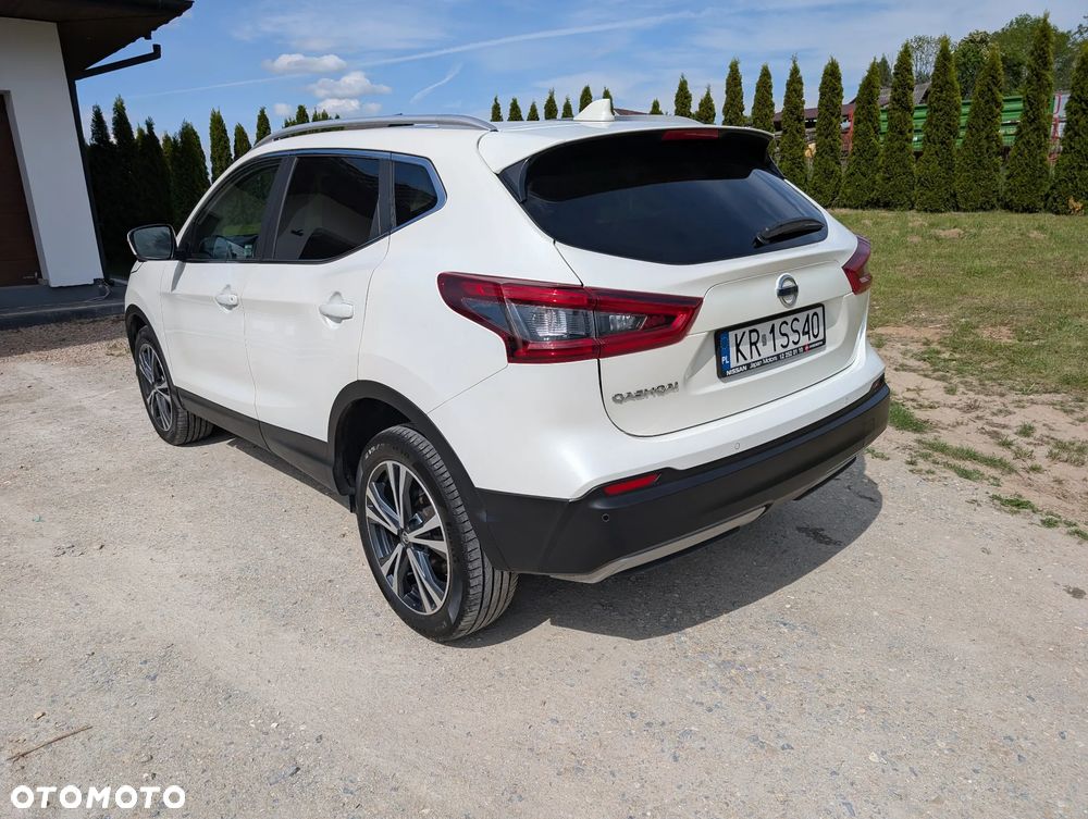 Nissan Qashqai 1.3 DIG-T Acenta DCT - 2