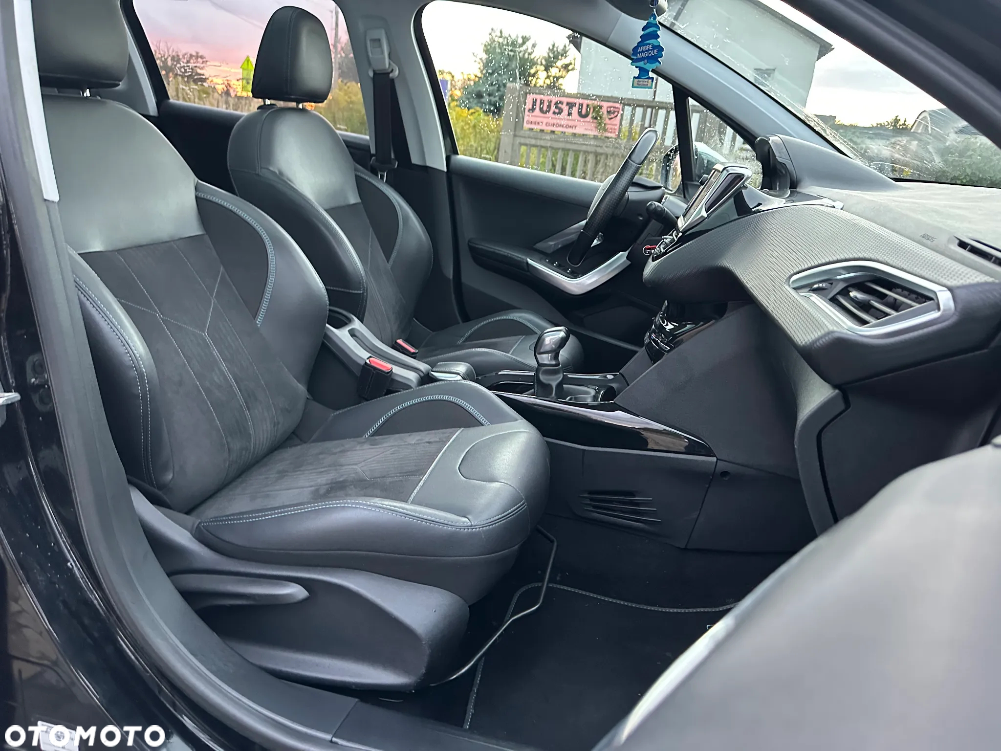 Peugeot 2008 1.6 BlueHDi Crossway - 11