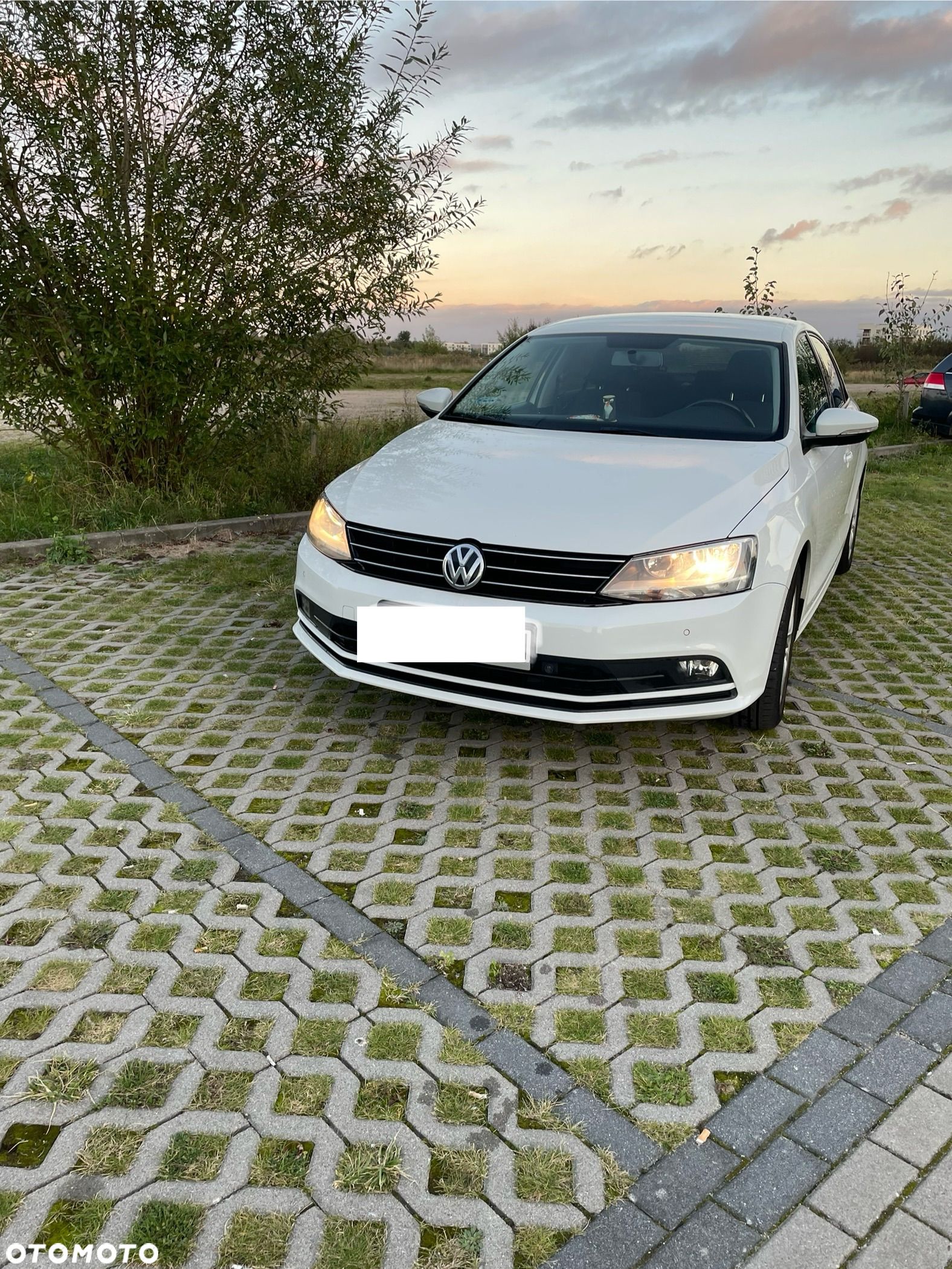 Volkswagen Jetta 1.2 TSI BMT Comfortline - 1