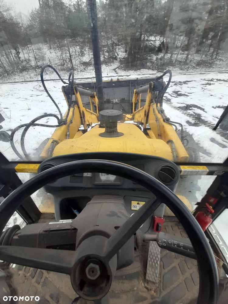 New Holland 115B - 7