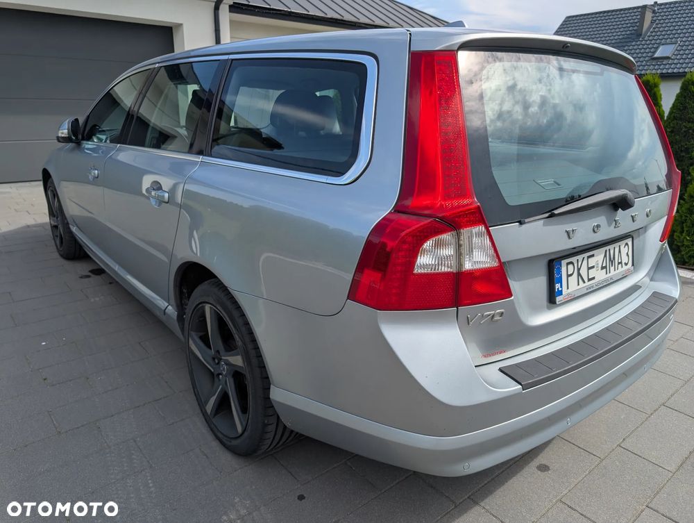 Volvo V70 D3 Geartronic Momentum - 4