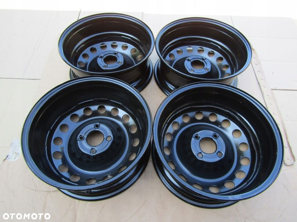 4x Felgi 16 Citroen DS3 C4 II Picasso C5 Berlingo II Peugeot 307 308 - 14