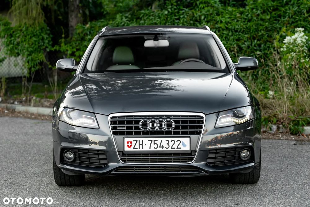 Audi A4 Avant 2.0 TFSI Quattro S tronic - 4