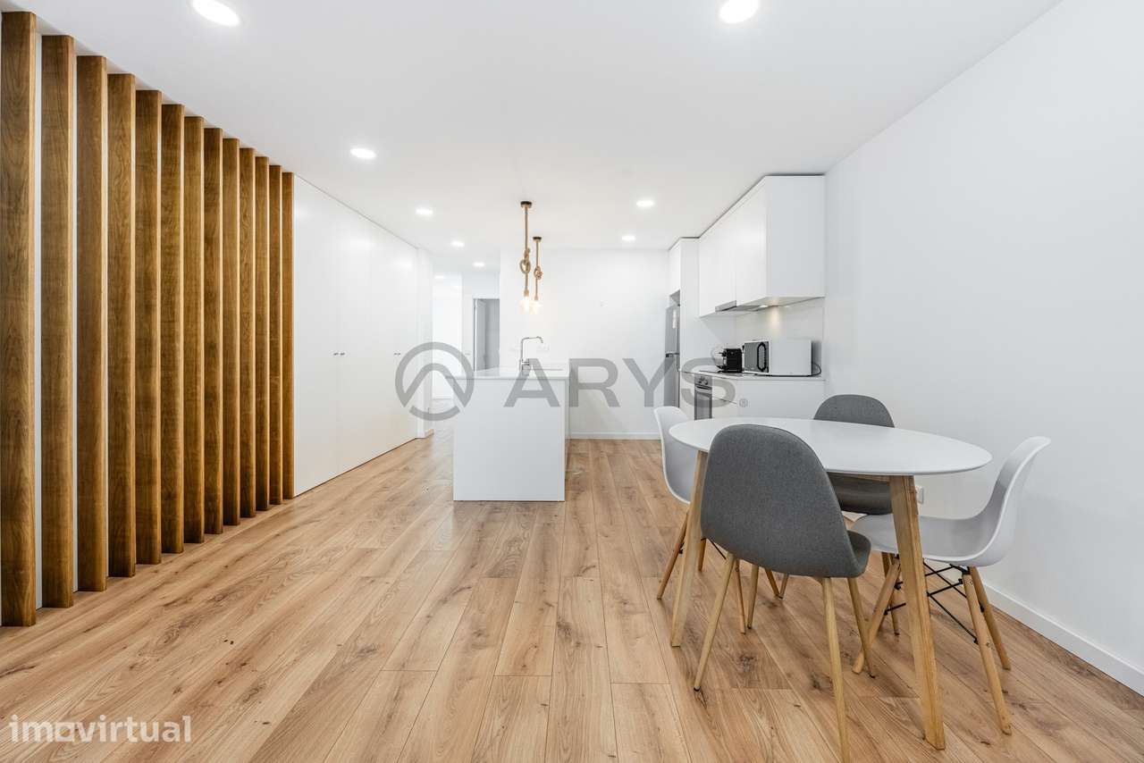 Espaçoso Apartamento T1 com Jardim no Centro Histórico de Braga. - Grande imagem: 5/20
