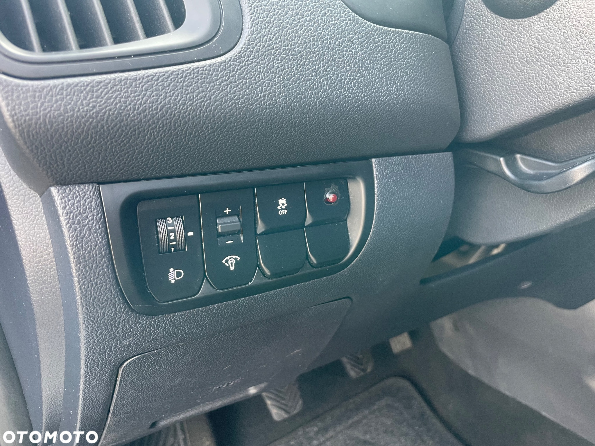 Kia Rio - 17