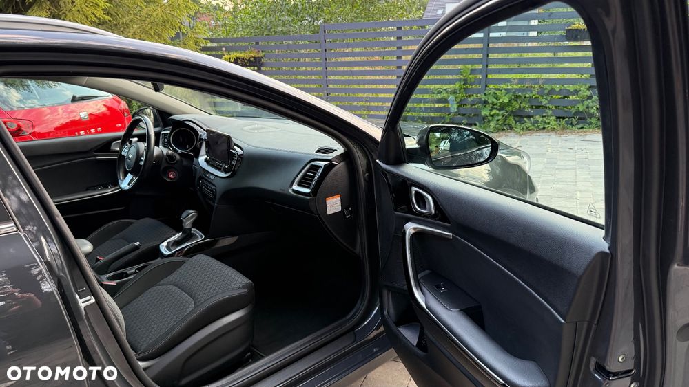 Kia Ceed 1.6 CRDi Eco-Dynamics+ (48V Mild-Hybrid) DCT7 Spirit - 36