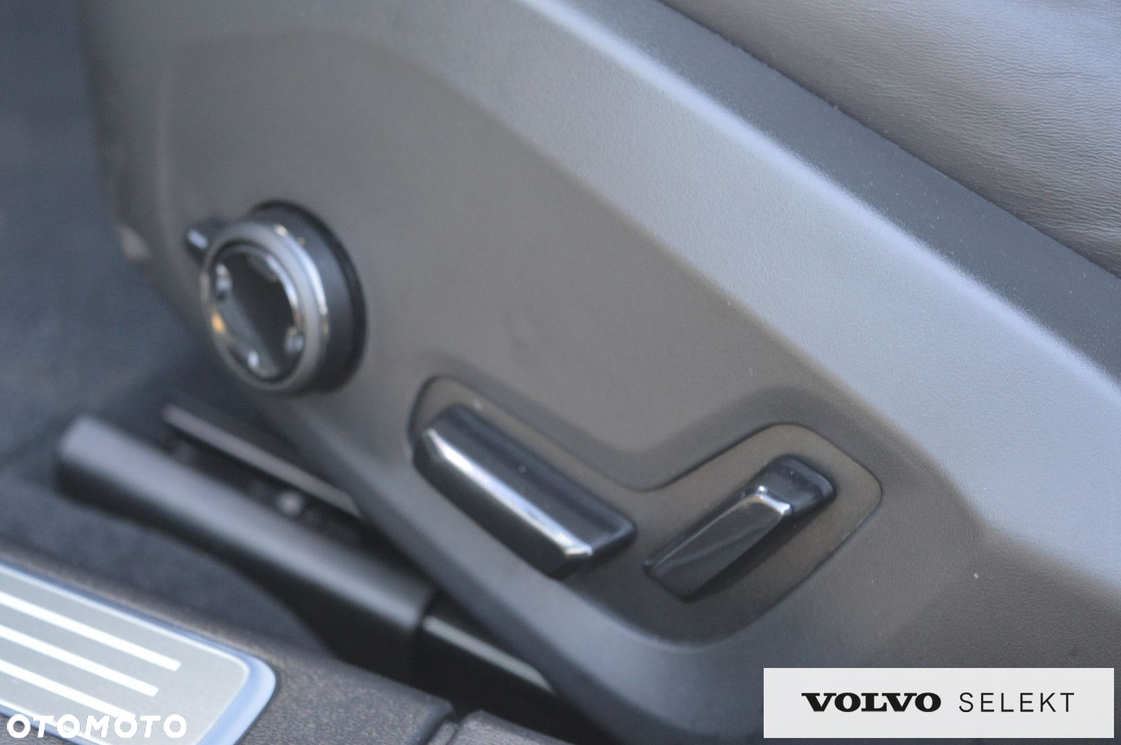 Volvo V90 Cross Country - 26