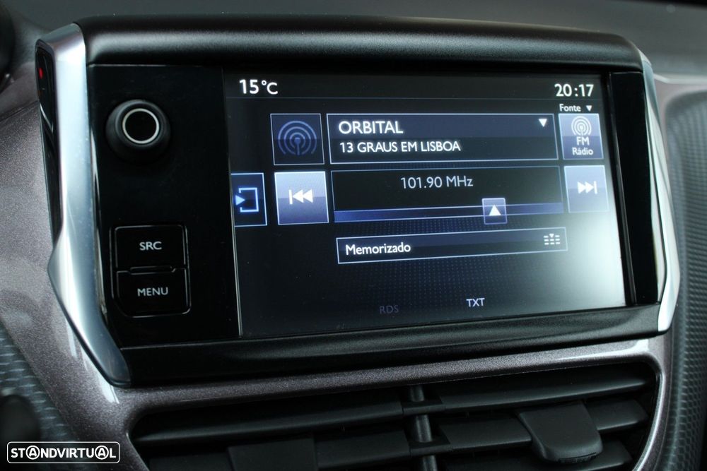 Peugeot 2008 1.2 PureTech Allure - 20