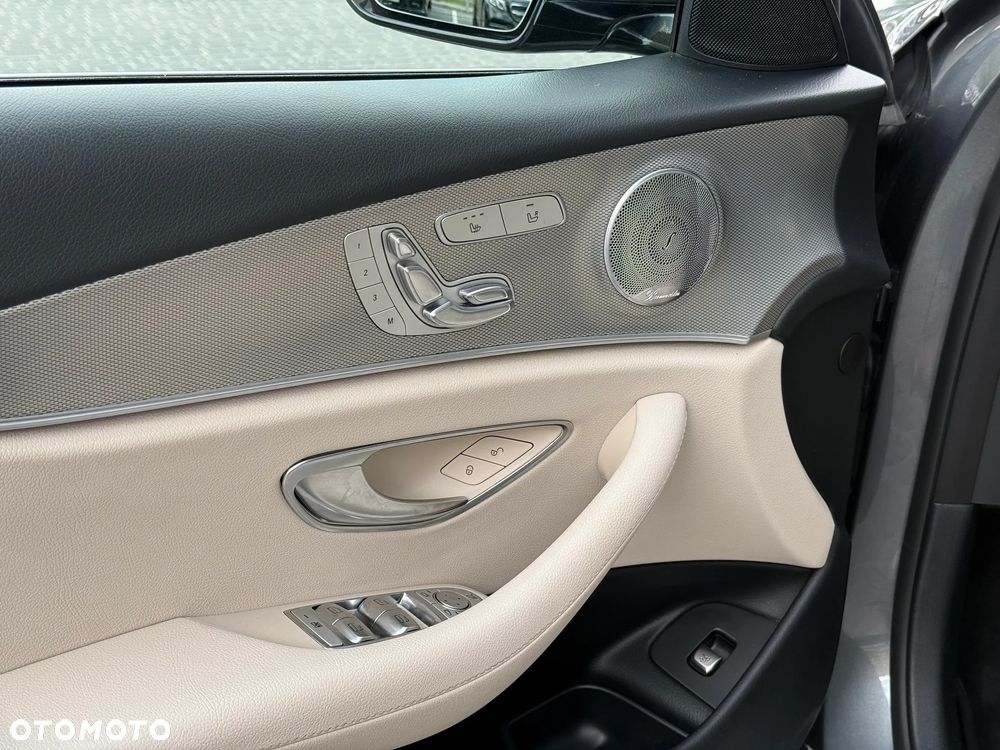 Mercedes-Benz Klasa E 220 d 9G-TRONIC AMG Line - 10