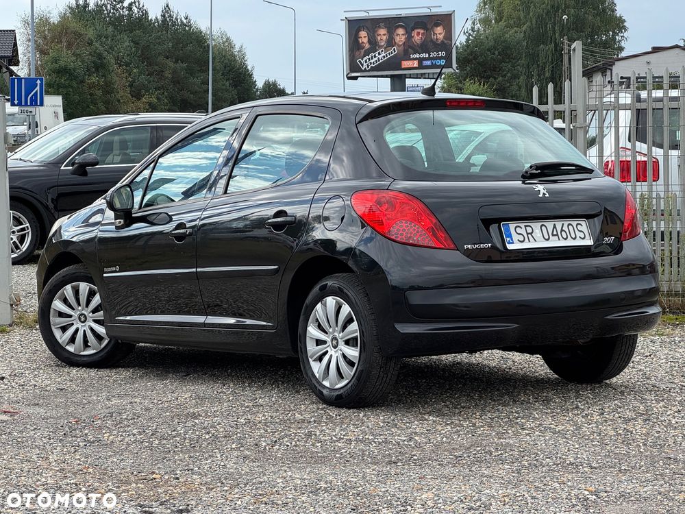 Peugeot 207 - 3