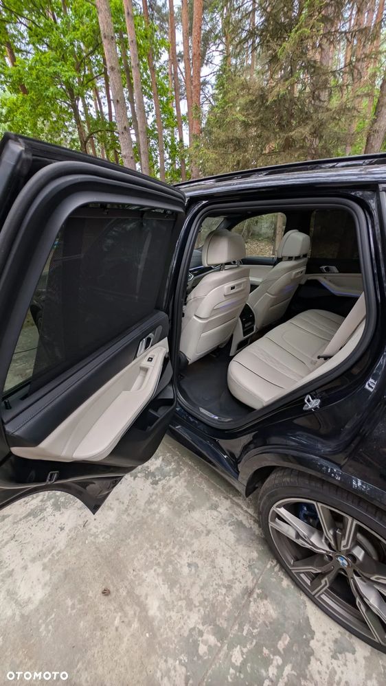 BMW X5 M M50d - 23