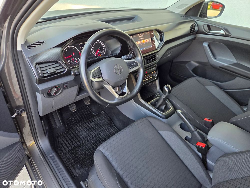 Volkswagen T-Cross - 7