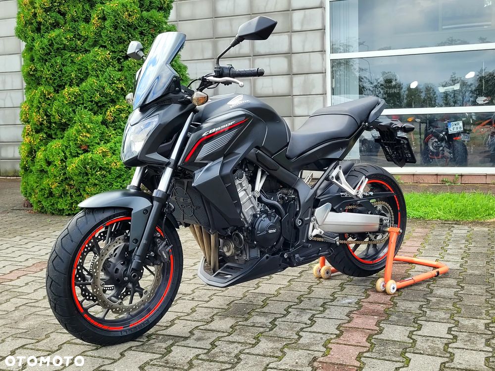 Honda CB - 4