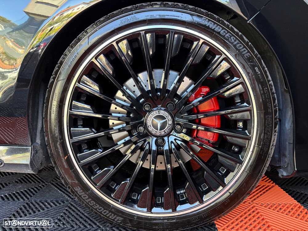 Mercedes-Benz CLA 220 CDI 7G-DCT AMG Line - 4