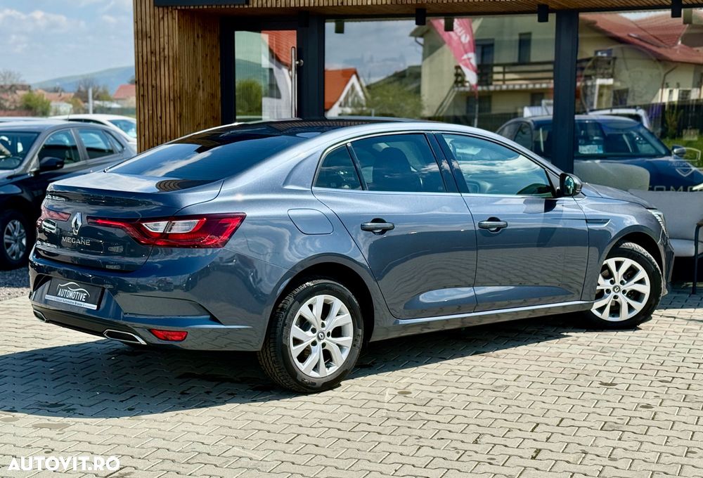 Renault Megane TCe 140 EDC GPF Zen - 16