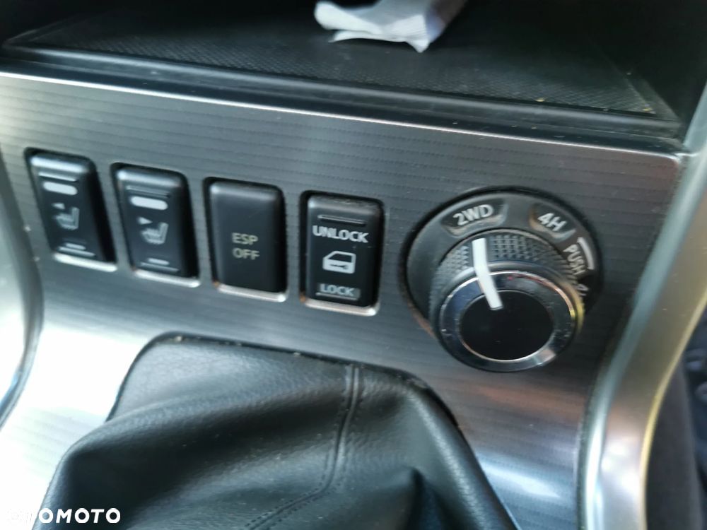 Nissan Navara 2.5 D Platinum Long - 16